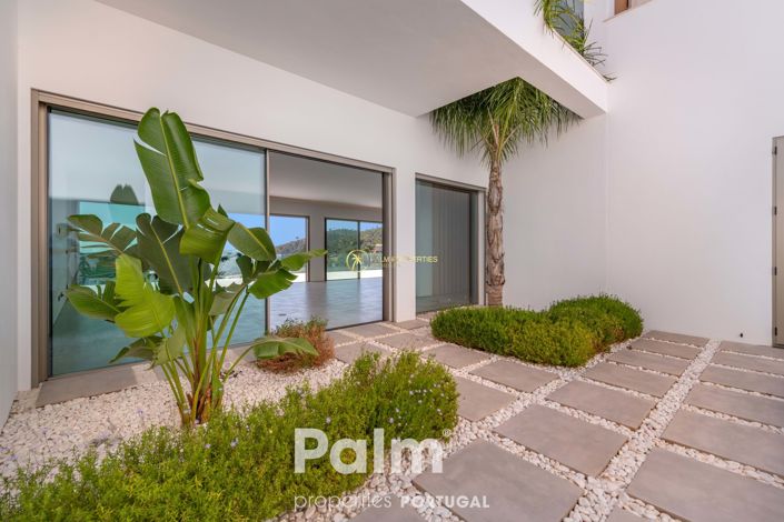 Image No.28-3 Bed Villa for sale