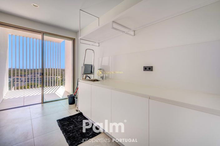 Image No.32-3 Bed Villa for sale