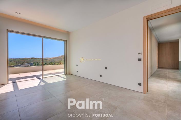 Image No.34-3 Bed Villa for sale