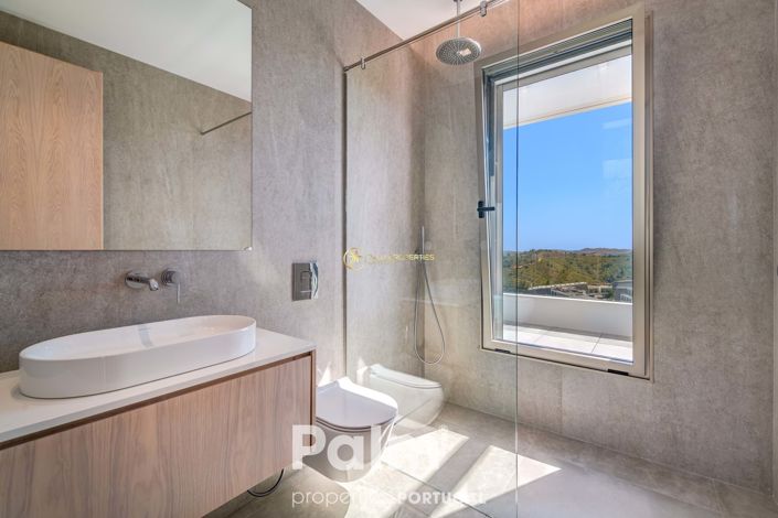 Image No.45-3 Bed Villa for sale