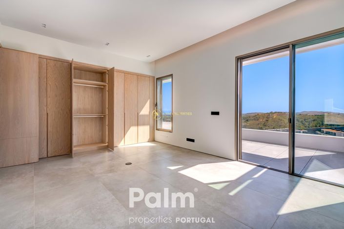 Image No.48-3 Bed Villa for sale