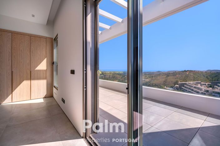 Image No.51-3 Bed Villa for sale