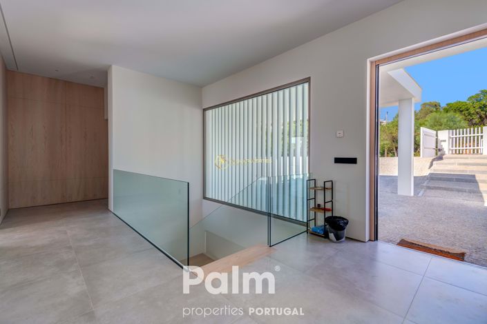 Image No.53-3 Bed Villa for sale