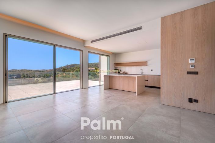 Image No.8-3 Bed Villa for sale