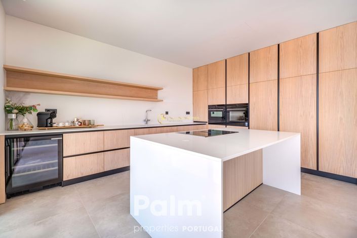 Image No.9-3 Bed Villa for sale