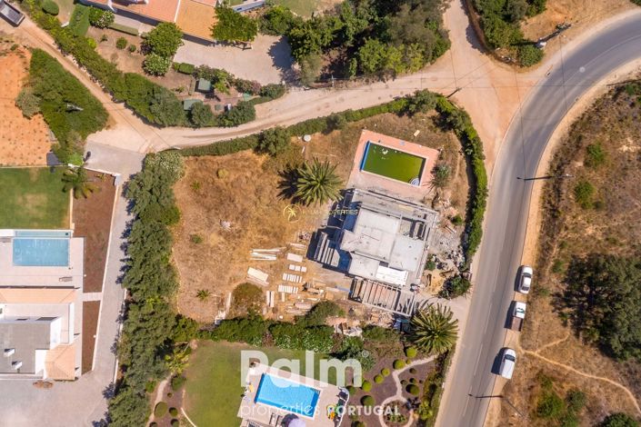 Image No.10-4 Bed Villa for sale