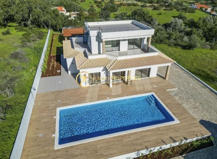 Image No.2-4 Bed Villa for sale