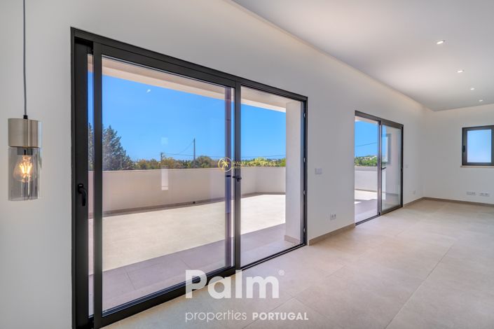 Image No.32-4 Bed Villa for sale