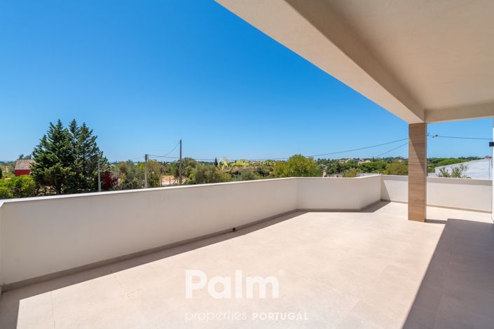 Image No.35-4 Bed Villa for sale