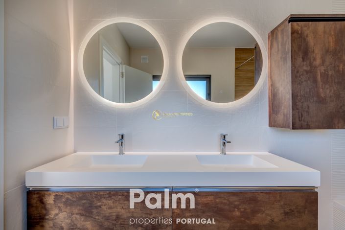 Image No.46-4 Bed Villa for sale