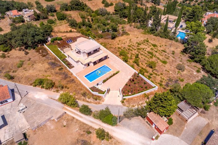 Image No.56-4 Bed Villa for sale