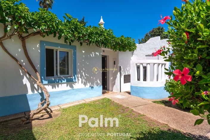 Image No.1-3 Bed Villa for sale