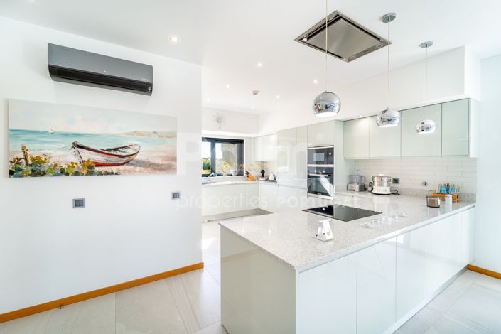 Image No.9-Villa de 4 chambres à vendre à Lagoa