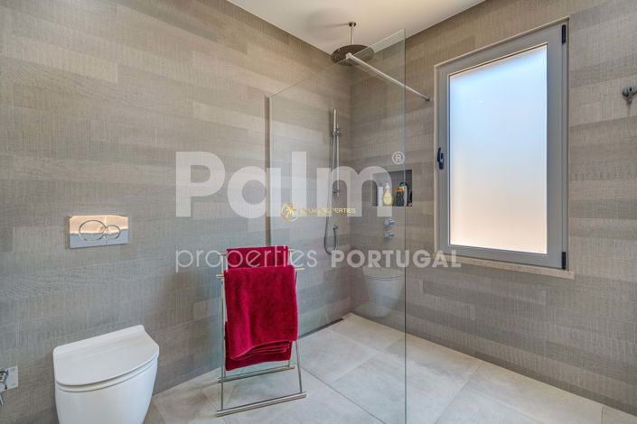 Image No.26-3 Bed Villa for sale