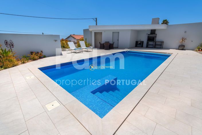 Image No.63-3 Bed Villa for sale