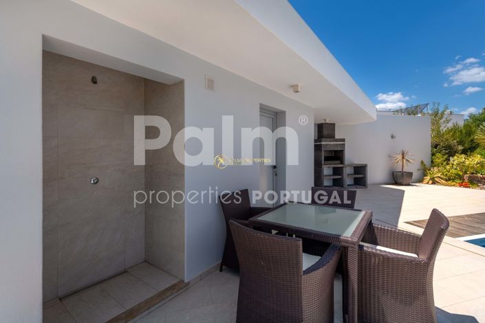 Image No.73-3 Bed Villa for sale