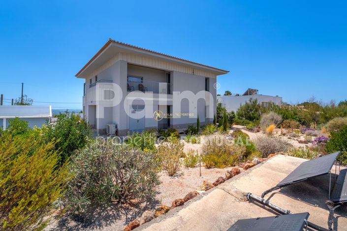 Image No.82-3 Bed Villa for sale