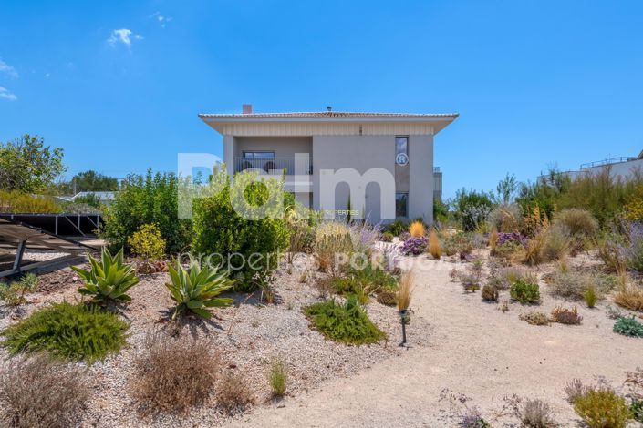 Image No.84-3 Bed Villa for sale