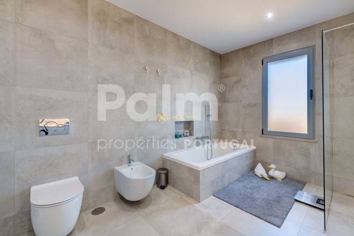 Image No.9-3 Bed Villa for sale