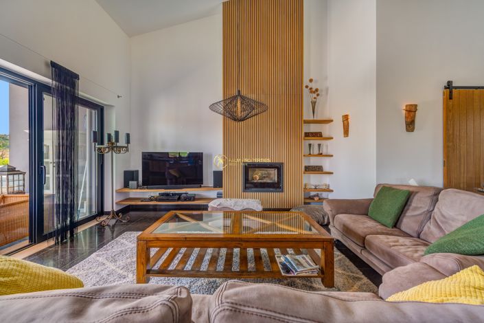 Image No.15-3 Bed Villa for sale