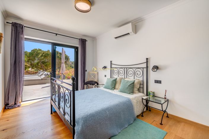 Image No.34-3 Bed Villa for sale