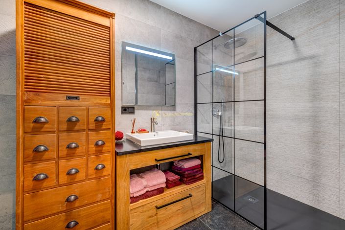 Image No.37-3 Bed Villa for sale