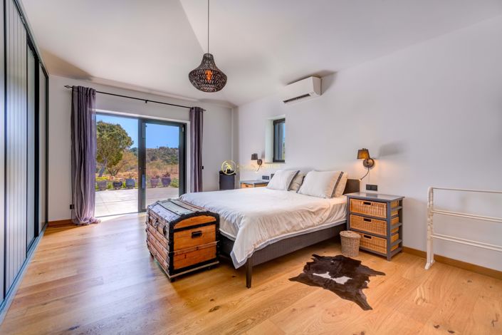 Image No.40-3 Bed Villa for sale