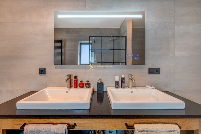 Image No.52-3 Bed Villa for sale