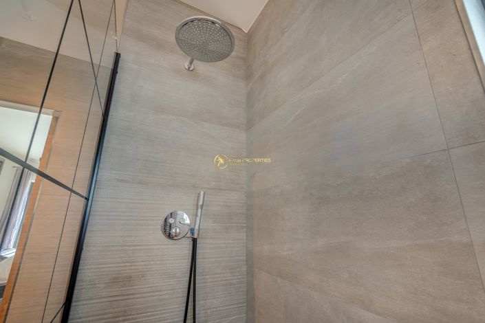 Image No.55-3 Bed Villa for sale