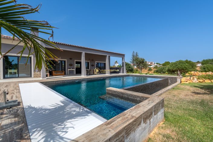 Image No.61-3 Bed Villa for sale