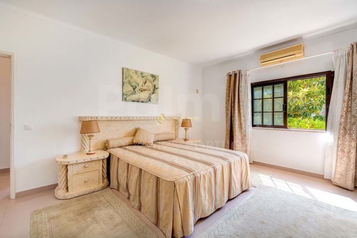 Image No.17-5 Bed Villa for sale