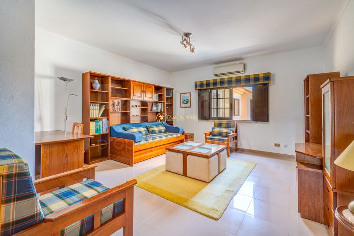 Image No.26-5 Bed Villa for sale