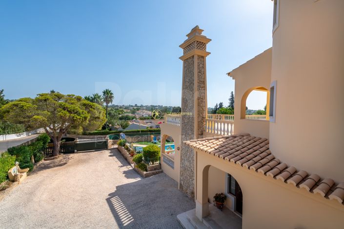 Image No.39-5 Bed Villa for sale