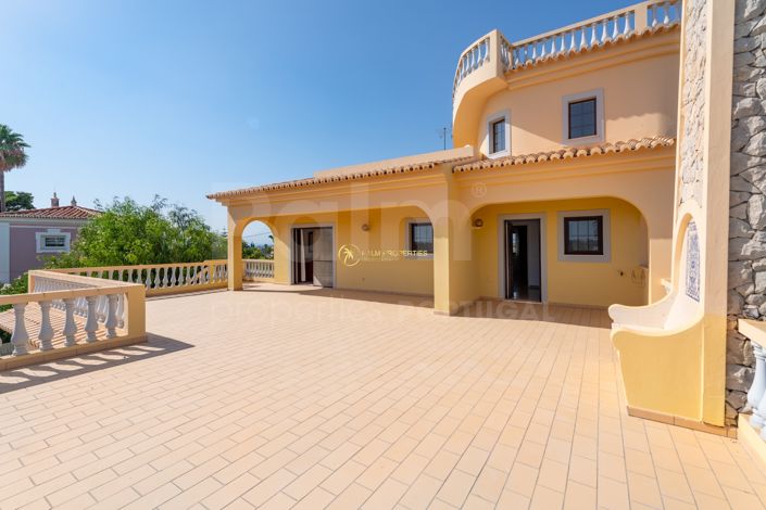 Image No.46-5 Bed Villa for sale