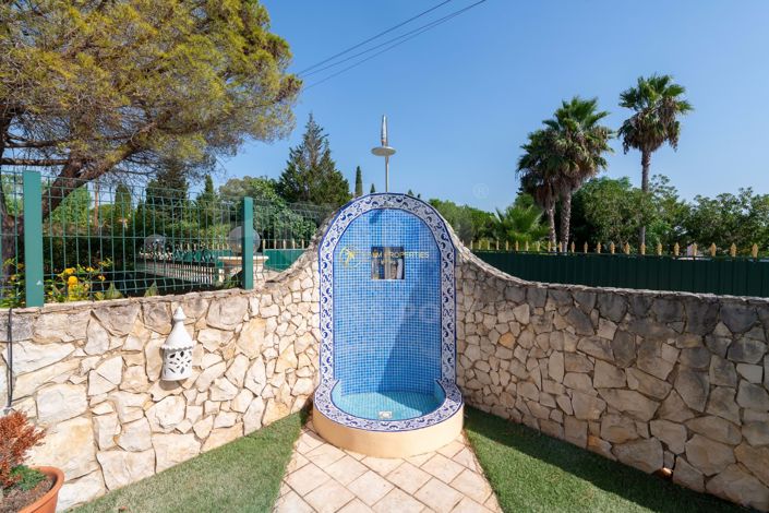 Image No.56-5 Bed Villa for sale