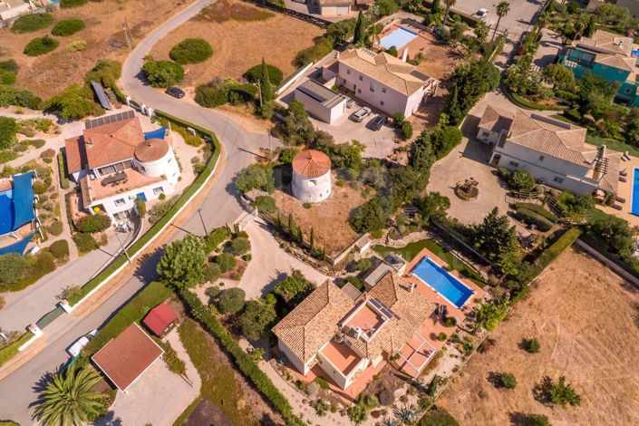 Image No.17-3 Bed Land for sale