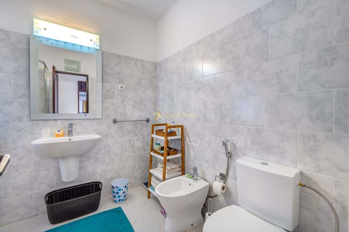 Image No.15-3 Bed Villa for sale