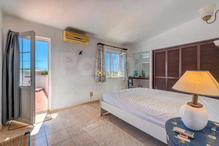 Image No.17-3 Bed Villa for sale