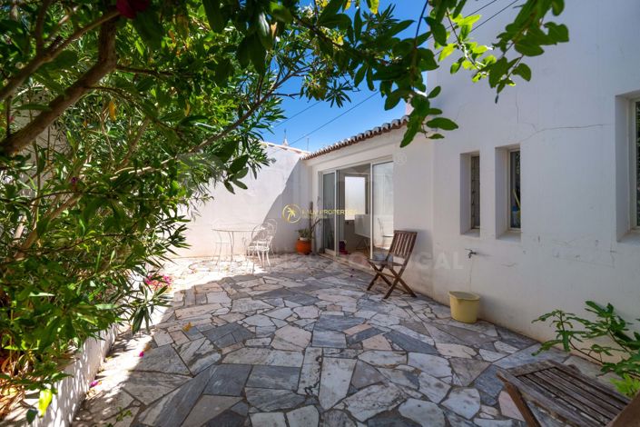 Image No.27-3 Bed Villa for sale