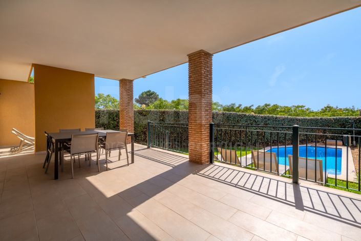 Image No.45-3 Bed Townhouse for sale