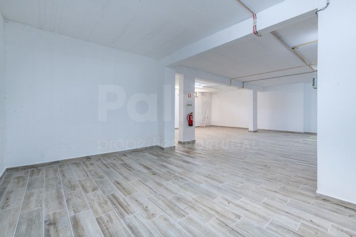 Image No.55-3 Bed Townhouse for sale