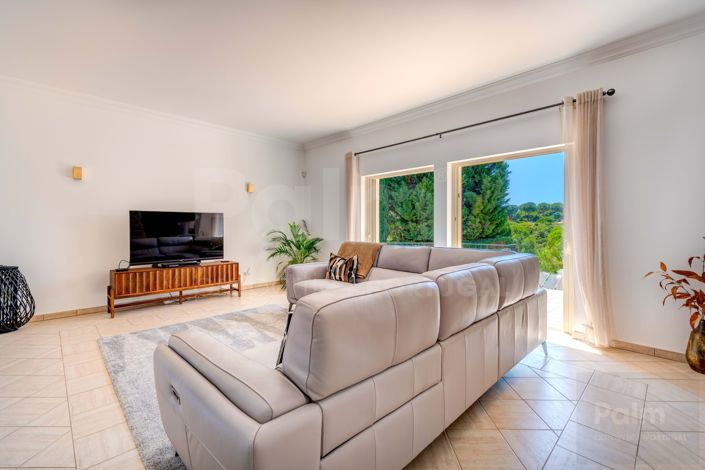 Image No.26-5 Bed Villa for sale