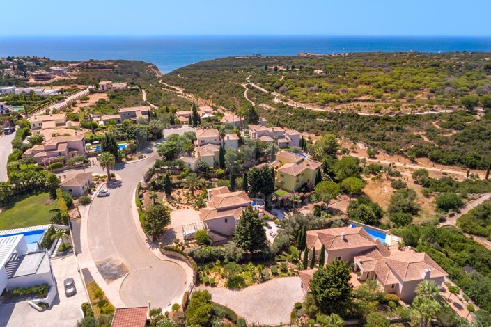 Image No.48-5 Bed Villa for sale