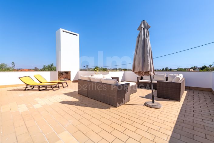 Image No.19-4 Bed Villa for sale