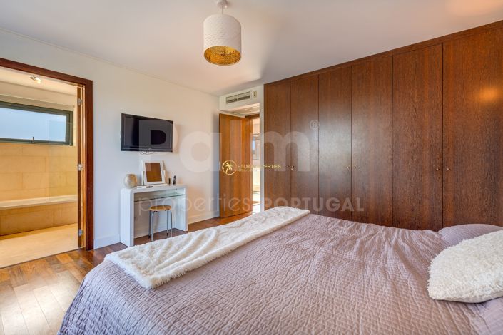 Image No.33-4 Bed Villa for sale