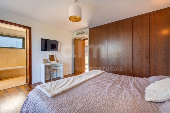 Image No.33-4 Bed Villa for sale