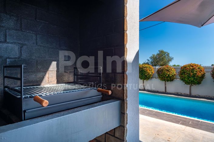 Image No.4-4 Bed Villa for sale