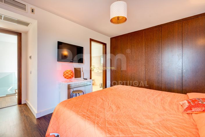 Image No.42-4 Bed Villa for sale