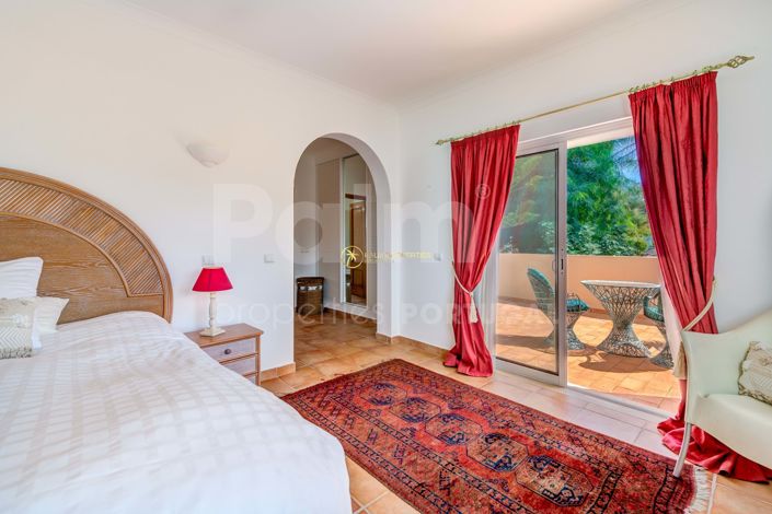 Image No.10-3 Bed Villa for sale