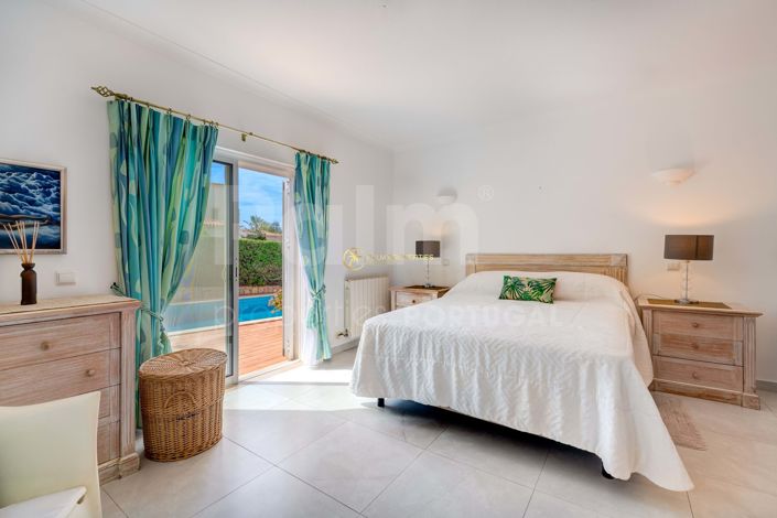 Image No.21-3 Bed Villa for sale